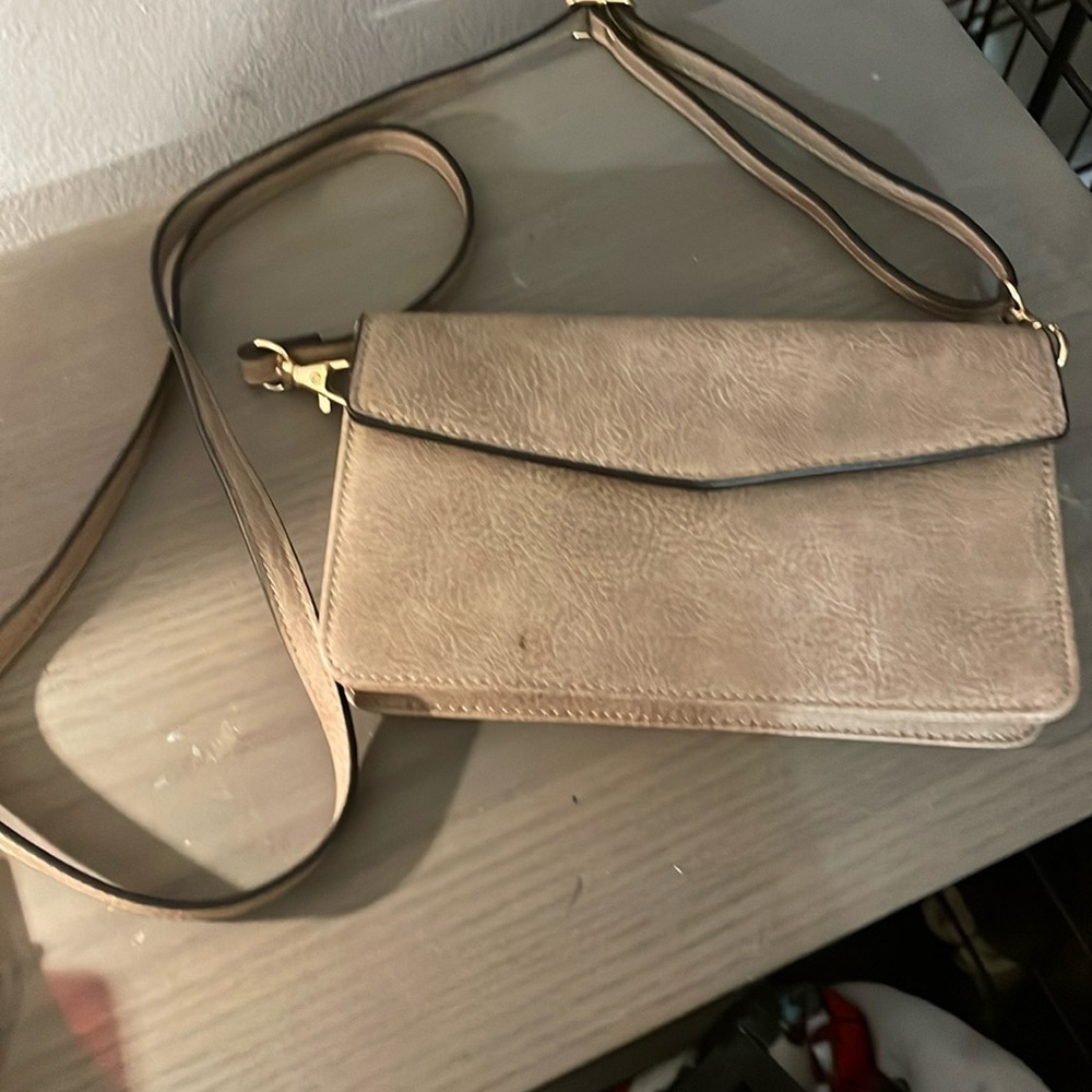 Small purse crossover